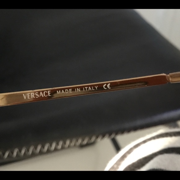 Versace Vintage Gold Rim Sunglasses - Picture 7 of 7